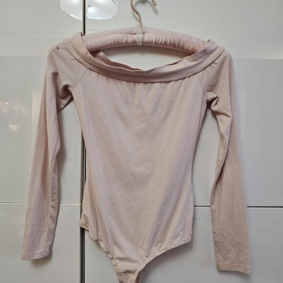 Guess Thin Off The Shoulder Cotton Bodysuit - Picture 2 of 9